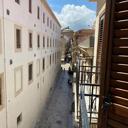 Casa Arancio * باليرمو